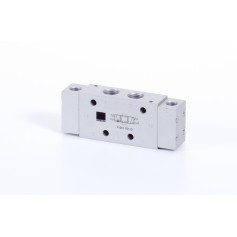 5/3-as pneumatikus vezérlésű szelep, G-széria, középáll. leszellőz. - G1/4 